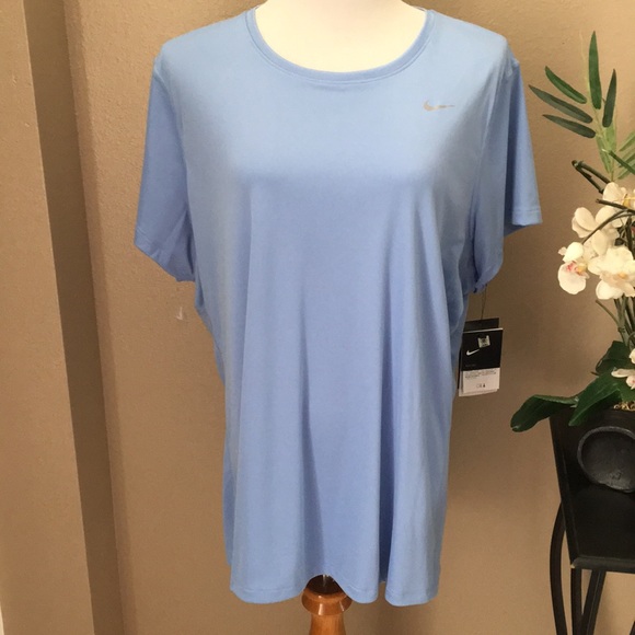 Nike Tops - ❤️NWT 3X Nike Running Dri-Fit